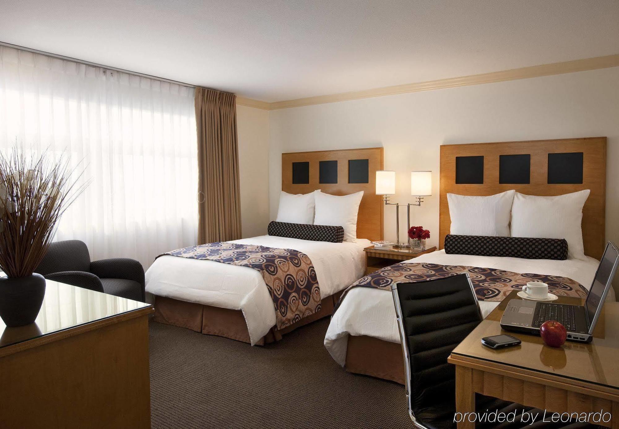 Quality Inn Cambridge Room photo